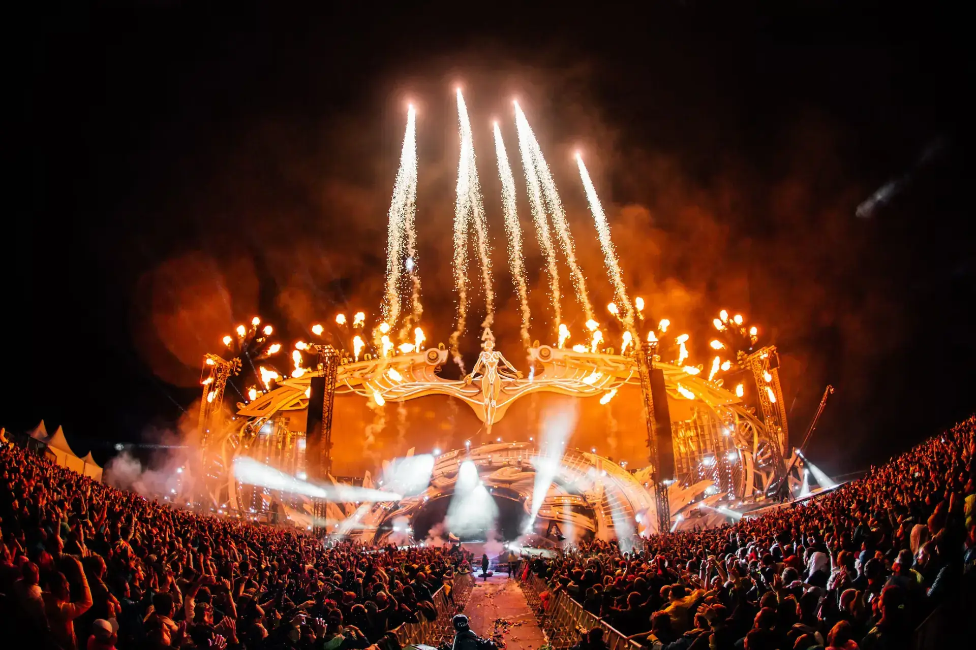 Dünyanın En Eğlenceli Müzik Festivali Tomorrowland 2024 Blog